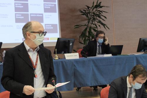 Il vicegovernatore del Friuli Venezia Giulia Riccardo Riccardi durante il Question Time del Consiglio regionale convocato a Udine